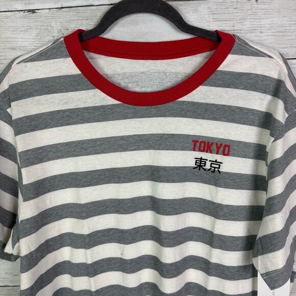 Urban Outfitters Neon Riot Tokyo Crewneck Tee Shirt Size Large - Picture 2 of 3